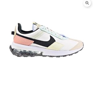 Nike Air Max Sneakers with Black and Pink Accents